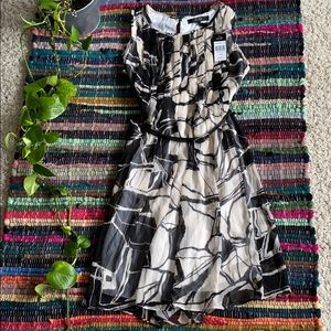 NWT BCBG Paris Cream and Black Patterned Dress XXS